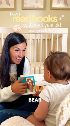 How to read books with my 1-year-old📝📔📒📚 #babylearning #baby #babyshorts #cute