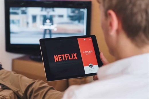 How To Connect an iPad to a TV (2026 Instructions) - SimplyMac