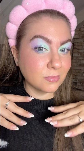 Why did my makeup personality change overnight?? #pastelmakeup