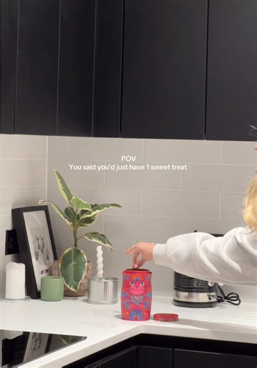 Some treats are worth going back for 🤭 #sweettreat #chocolate #truffles #treat