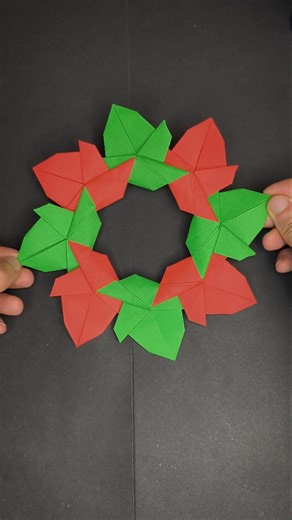 "Origami library" on YouTube on Instagram: "Easy Paper Christmas Wreath 🎄 Tutorial Already On my YouTube channel "Origami library" . . #origamilibrary #papercrafts #papertutorial #papercraft #christmasdecoration #christmasballs #christmasart #christmasdecor"