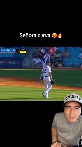 Señora curva #baseball #mlb #sports #baseballlife #football #basketball #baseballcards #softball #baseballseason #yankees #homerun #beisbol #dodgers #baseballgame #baseballislife #soccer #topps #nfl #nba #baseballplayer #worldseries #baseballmom #baseballlove #sport #mlbnews #mets #newyork #sportscards #athlete #whodoyoucollect | Baseball analista