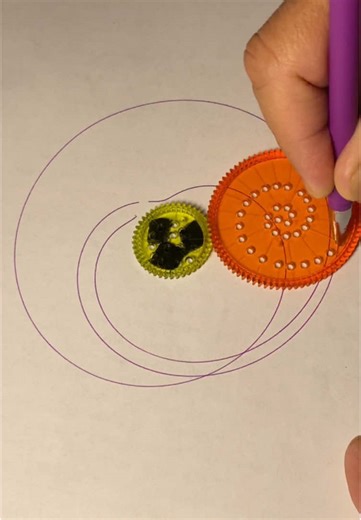 Spirograph #spirograph #spirographart #spirographshr @Burma @Burma