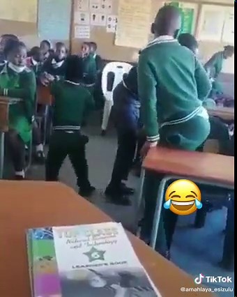Othisha bathwele kanzima! 😂 😂