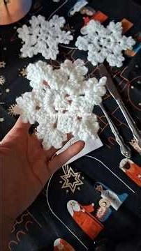crochet tutorial snowflake cutlery holder. #cozycrochet #crochet #crochetcuterlyholder