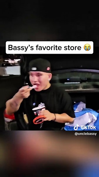 Meet Ralph: A Fun Streamer Experience