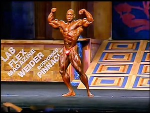 REAL “OG” BODYBUILDING TV 🔥🚀💪 on Instagram: "It’s Flex Friday and what better way to honor the legend than with this unforgettable moment from the 1998 @mrolympiallc 🔥 Witness @officialflexwheeler iconic individual routine an unmatched blend of symmetry, aesthetics, and razor sharp conditioning that cemented his status as one of the greatest to ever grace the Olympia stage. 🏆✨ Flex’s posing wasn’t just a routine…it was art in motion - a true masterclass in how to captivate the audience with
