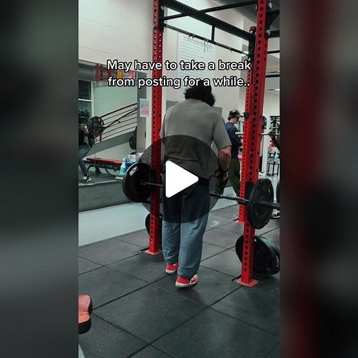 Back day posted #bodybuilding #physique #muscle #posing #lifting #lifter #lift #gym #training #gymtok #weights #weighttraining #workout #fyp #fypage #foryoupage #4u #weights #motivation #aesthetics #effort #intensity