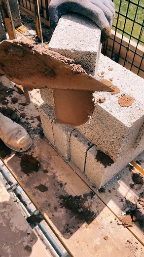 06.How To Lay Bricks tricks For Beginners Using a line 🧱🧱🧱🧱#brickhouse #bricks | Bricklayer