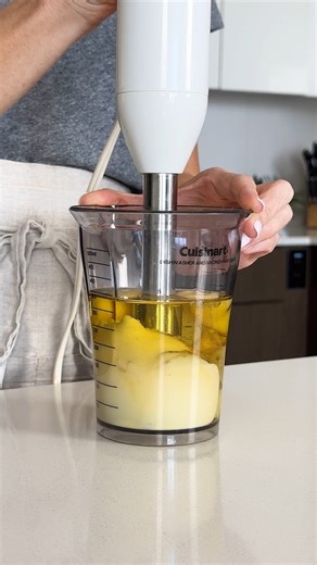 187K views · 1.8K reactions | Life-changing kitchen hack: this homemade mayonnaise! Recipe at: https://downshiftology.com/recipes/how-to-make-homemade-mayonnaise/ | Downshiftology | Facebook