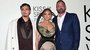 Jennifer Lopez and Ben Affleck reunite on the red carpet