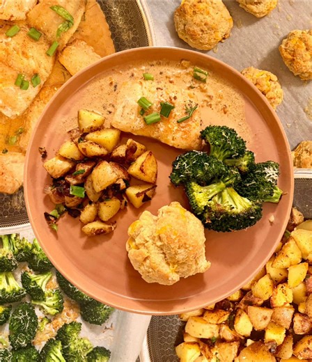 Delicious Garlic Butter Pan-Fried Cod Dinner