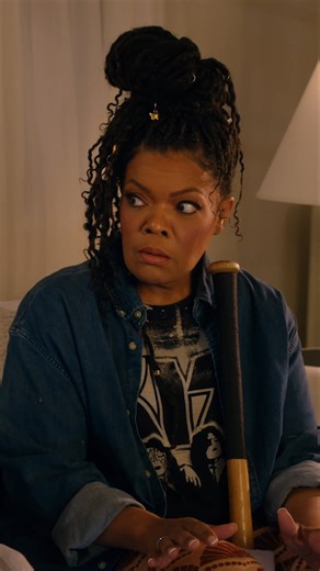 "Oh honey..." Toni Braxton's #HeWasntManEnough starring Toni Braxton and Yvette Nicole Brown premieres on Saturday, November 22nd at 8/7c only on Lifetime! #lifetimemoviemoment | Lifetime