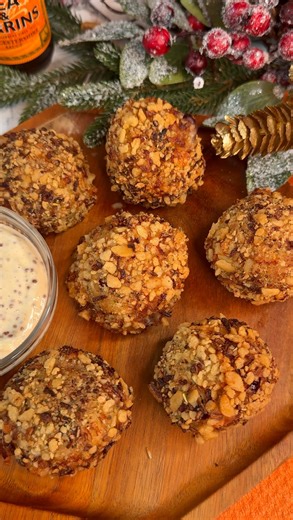 Lea & Perrins UK on Instagram: "Leftover pancetta, brie, cranberry… and a splash of L&P 😏🧡 These croquettes are a simple way to use up festive leftovers to keep the Christmas flavour going past the 25th🔥 Ingredients below 👇 (Use this as a guide - swap in whatever festive bits you’ve got left) Croquettes: • Mashed potato • Steamed cabbage • Crispy pancetta • Dried cranberries • Sage • Grated mozzarella • Brie • A splash of L&P Coating: • Flour • Whisked egg, seasoned with L&P • Dried stuffing