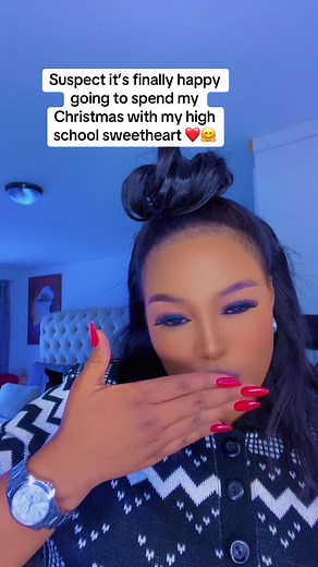 Merry Christmas ❤️😊#SAMA28 #fyp #funny #videoviral #vira #viralditiktok #trendingvideo #suspect #mjolothedating #christmas