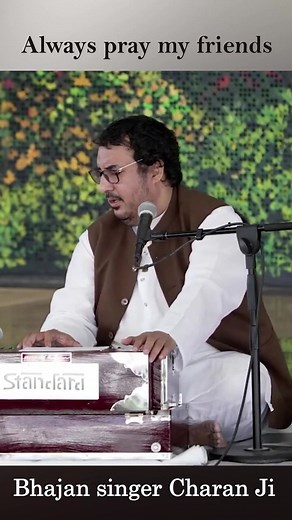 Main lajpalan de lad lagiyan, punjabi soulful devotional bhajan singer Charanji #charanji #bhajans #singer | Charan Ji