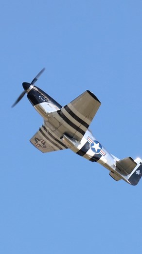 P-51 Quicksilver Screams into the Vertical. There’s really nothing like the symphony of sounds the P-51D Mustang is known for. The powerful growl of the Packard Merlin engine plus the whistle from the gun ports creates pure classic music, don’t you think? #p51 #mustang #historylovers #aviation #Amazing | Ryan Tykosh Photography