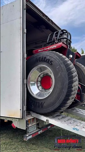 Unloading the “Red Cattlac” Pro Stock!! #tractorpulling