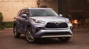2022 Toyota Highlander - MotorTrend
