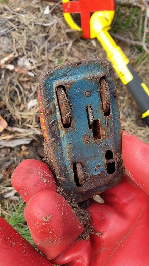 88K views · 10K reactions | Vintage car lost by great-great-grandfather | X-Findings • Metal Detector Finds | Facebook