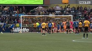 1.8K views · 22 reactions | The first-of-its kind match last week featured players from the Portland Timbers and Portland Thorns FC changing teams, and even swapping some positions, all to raise money for UNICEF aid to Ukraine. bit.ly/38YeHRk | FOX 12 Oregon | Facebook