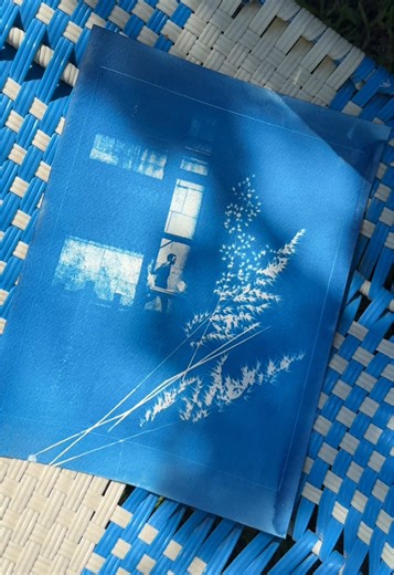 Loving getting to experiment with making cyanotypes ☀️🔵 #cyanotype