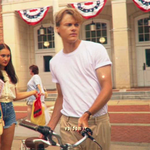 Conrad Fisher: The True Gentleman of The Summer I Turned Pretty