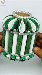 decoration. Made with simple materials, these handmade vases are ideal for gifting, table décor, room decoration, and surprise setups. Add a personal touch to your Valentine celebration with creative flower vase designs that express love and elegance beautifully. #ValentinesDayDecor #FlowerVaseIdeas #DIYValentineDecor | Craftsome