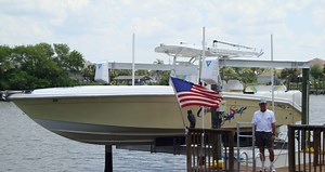 Maxi Lift | DECO Boat Lifts