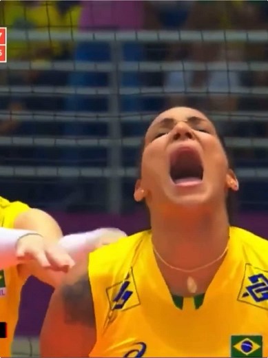 Top 7 Powerful Shots in Women's Volleyball 😬 #volleyball #shots #fyp #foruyou #girls #powerful #right