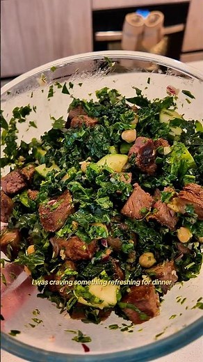 Making a high protein steak salad for dinner! #dinnerideas #healthyrecipes #easyrecipe