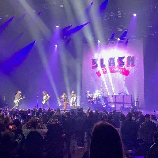 Cynthia Gibb on Instagram: "Slash. Now."