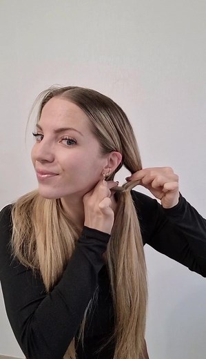 Sporty Hairstyles for Horse Riding | Easy Equestrian Hair Ideas