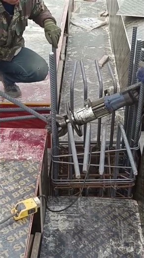 The following are the bending stages of a crowbar on a cast frame.