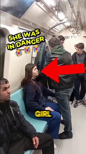 Bystanders Rescue Girl Using Secret Hand Signal for Help | Moments Media