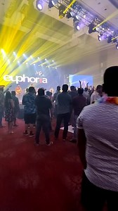 POV : You are at a Euphoria concert, having a great time! It's tough to take you through a 3 hour show within a minute, but Hey! Witnessing it Live is the real deal! 😉🤘🏻 | Euphoria