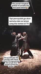 Film kolosal Indonesia serial terbaik yg pernah ada, Gerakan silat atau beladiri di film kolosal tuh butuh konsentrasi dan beberapa meski di ulang walaupun udah bisa silat sekali pun karna ini industri 🎥🎬... #Dibaliklayar #adegan #action di #film #kolosal Siapa yg waktu kecil nonton maklampir dan Angling darma suka ngikutin brantem branteman sama temen nya ayoooo ngaku kwkwkwk 🤣🤭🤣... . | Rezky Muhammad