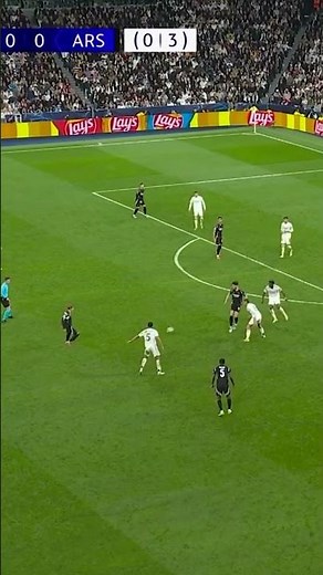 SUPER SAKA CHIP IN CHAMPIONS LEAGUE