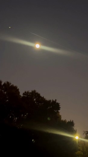 So you mean this may be an alien mother ship it’s still visible too welp nothing shocks me anymore #SpaceMystery #alienmothership | Naava Ramirez