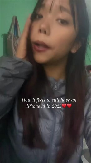 How It Feels to Still Use an iPhone 13 in 2025