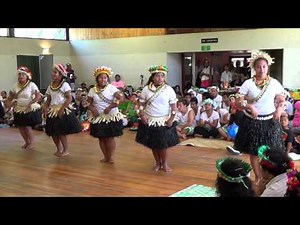 Kiribati Dancing 2015