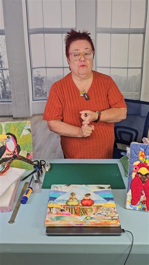 Come learn how to make Kinusaiga, a textile art technique. #crafts #kinusaiga #textileart #onlineclasses | Curious Mondo