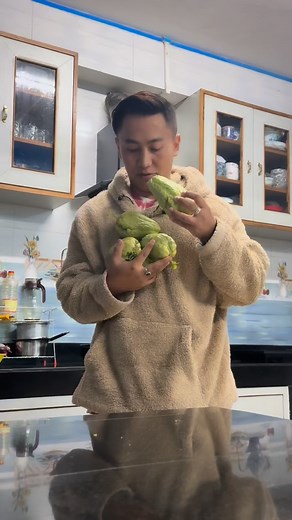 Let’s Prepare our Most famous vegetables of Sikkim Iskus and Sisnu . Iskus” is a Nepali term for the chayote squash, a pear-shaped, versatile vegetable from the gourd family. It is a popular staple in parts of India and Nepal, known for its mild flavor, nutritional value, and the fact that every part of the plant is edible. It can be used in many dishes, such as curries, soups, and momos. Sisnu, or stinging nettle, is a multipurpose, nutrient-rich herb that has long been a mainstay in Sikkimese 