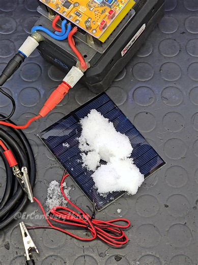 How to Clean Snow Off PV Panels in Winter?