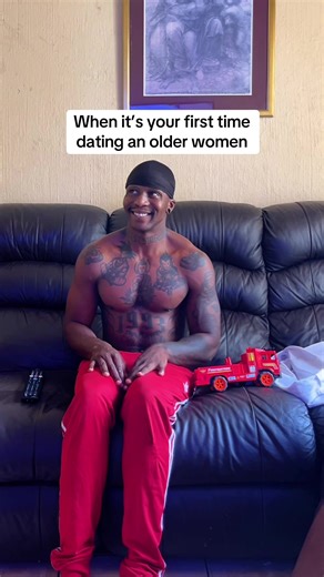 Dating Older Women: Tips for a Loyal Relationship