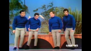 The Four Seasons 🇺🇸 Sherry 1962 Según Gaudio, la canción tardó unos 15 minutos en escribirse y originalmente se tituló "Jackie Baby" (en honor a la entonces Primera Dama de los Estados Unidos, Jacqueline Kennedy ). | Chavo RucosMúsica