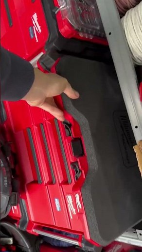 PACKOUT™ Kneeling Pad | 48-73-6110 Video Credit: @mi.hvac