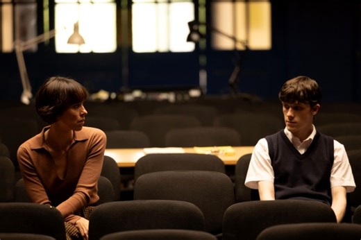 The Listeners: Starz Releases Premiere Date, Photos & Trailer for Suspense Drama Series