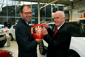 Sales legend Ken retires at 100k mark