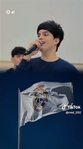 لا تروح عن بالك بعيد اني عشقي ريال مدريد